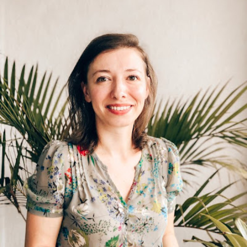 Meet your Posher, Alma